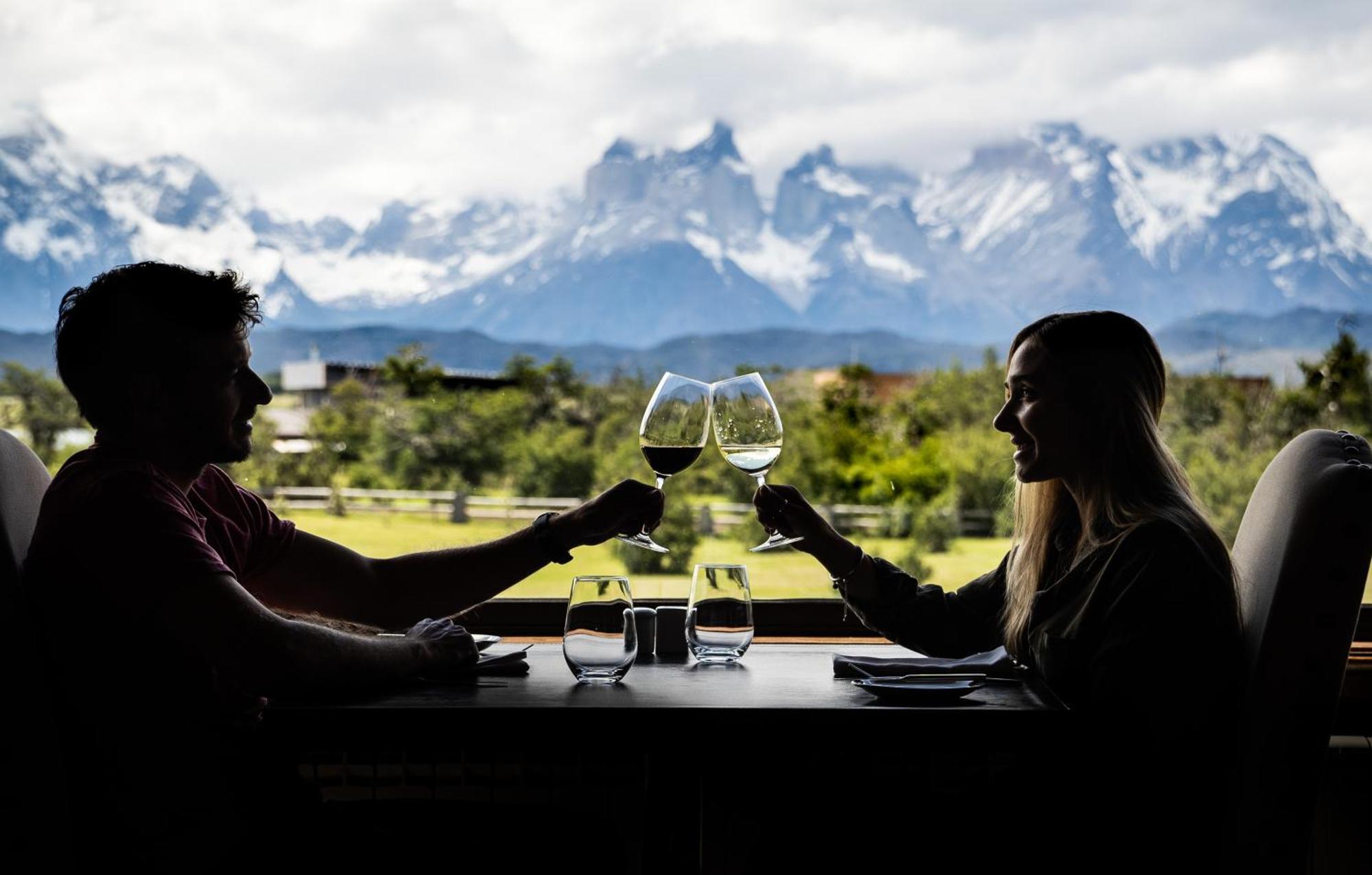 Rio Serrano Hotel + Spa Torres del Paine National Park Bagian luar foto